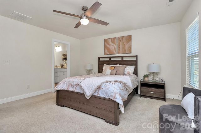 2126 Blewett Drive, Charlotte, NC 28269