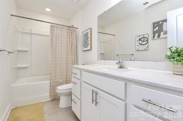 2126 Blewett Drive, Charlotte, NC 28269