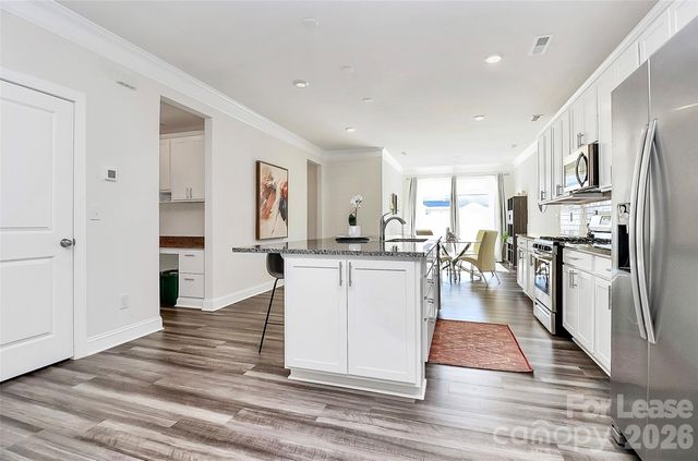 2126 Blewett Drive, Charlotte, NC 28269