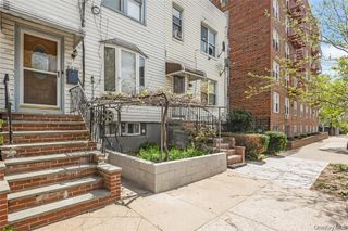8481 127th Street, Richmond Hill, NY 11415