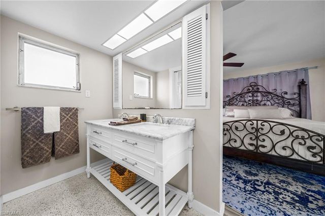 405 Bayshore DR, Cape Coral, FL 33904