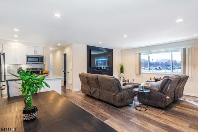 46 Watsessing Ave, Belleville Twp., NJ 07109