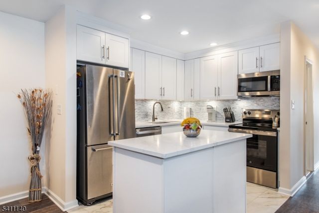 46 Watsessing Ave, Belleville Twp., NJ 07109