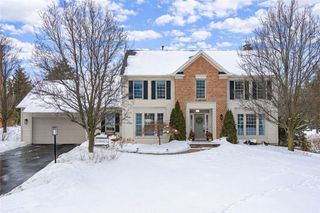 34 Coddington Grove, Pittsford, NY 14534