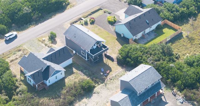 1143 Greenview Avenue SW, Ocean Shores, WA 98569