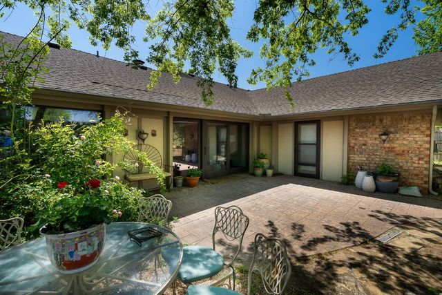 3233 Raintree Road, Oklahoma City, OK 73120