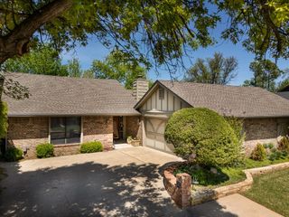 3233 Raintree Road, Oklahoma City, OK 73120
