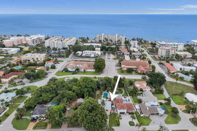 460 SE 18TH Avenue, Deerfield Beach, FL 33441