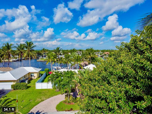 460 SE 18TH Avenue, Deerfield Beach, FL 33441