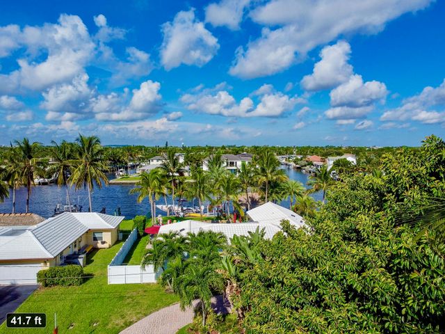460 SE 18TH Avenue, Deerfield Beach, FL 33441