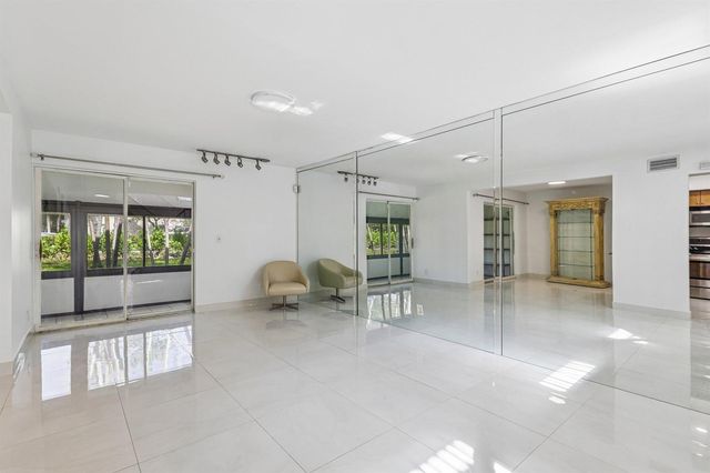 7200 NW 2nd Avenue 126, Boca Raton, FL 33487