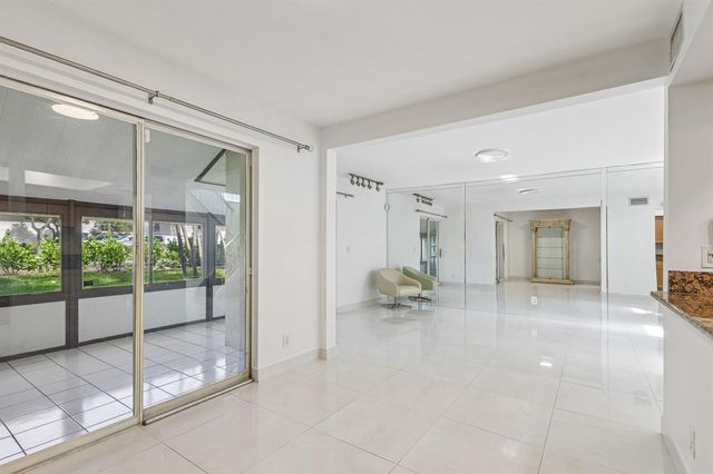 7200 NW 2nd Avenue 126, Boca Raton, FL 33487