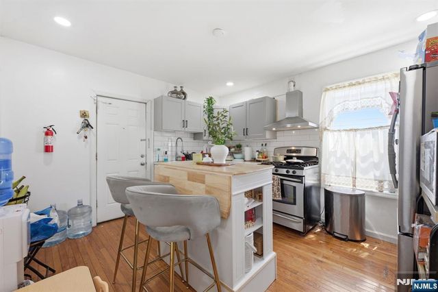 401 19th Street, Paterson, NJ 07524