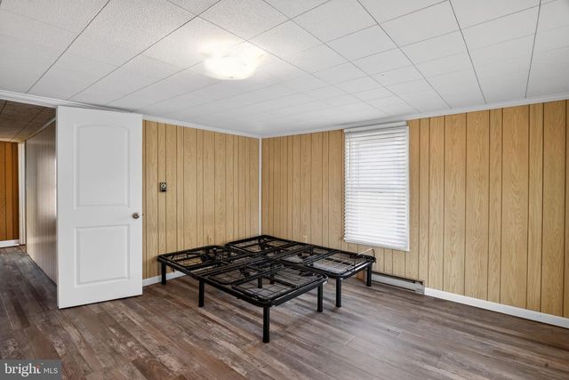111 E LILLIAN ST, Hebron, MD 21830