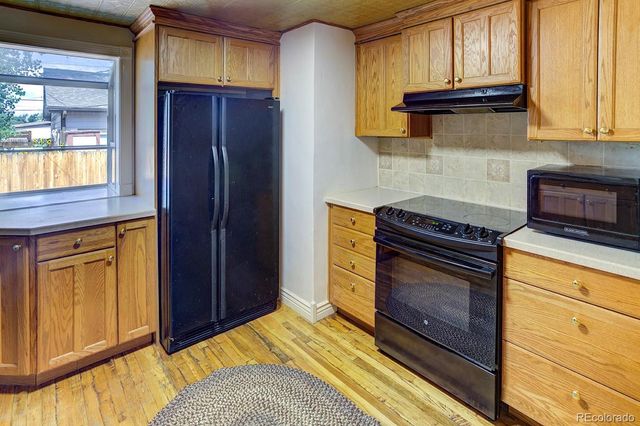 4809 S Logan Street, Englewood, CO 80113