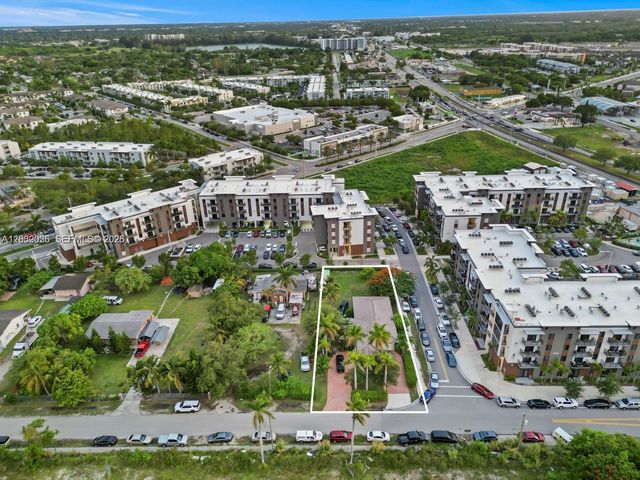 14270 Henderson St, Homestead, FL 33032