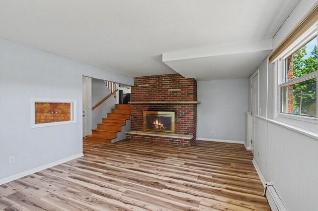 7 Garden Avenue S, Pennfield Twp, MI 49017