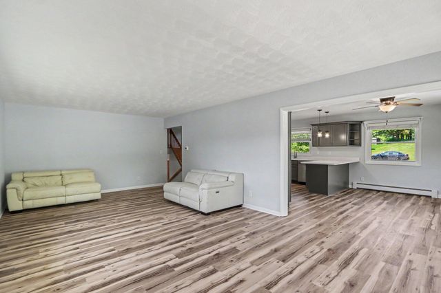 7 Garden Avenue S, Pennfield Twp, MI 49017