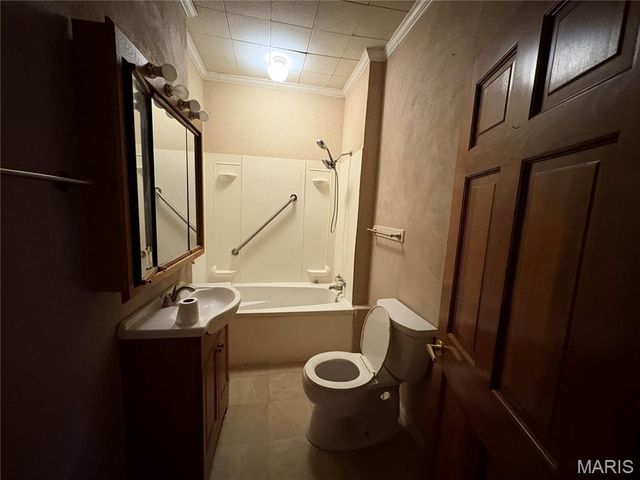 1106 Cleveland Street, Collinsville, IL 62234