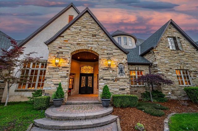 5900 Waterscape Bay, Edmond, OK 73013