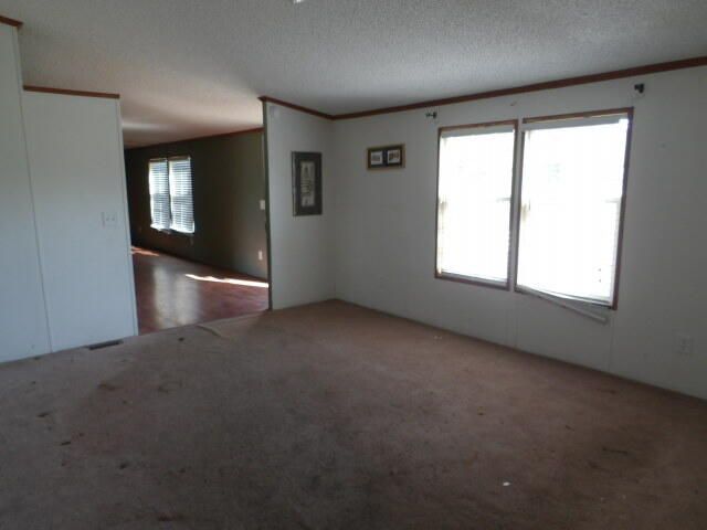 6835 Fish Road, Dalzell, SC 29040