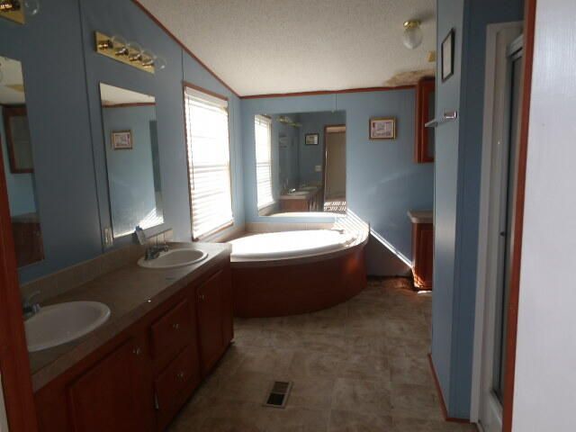 6835 Fish Road, Dalzell, SC 29040