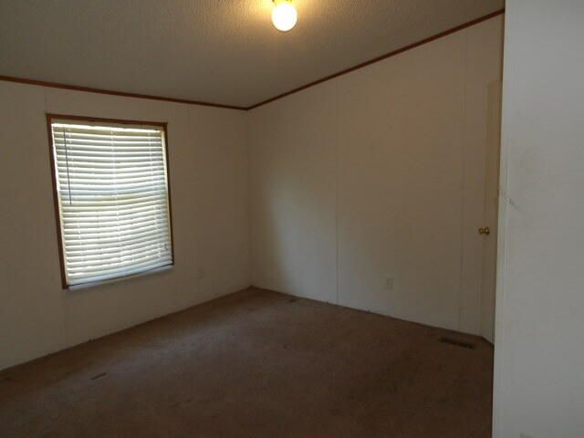 6835 Fish Road, Dalzell, SC 29040