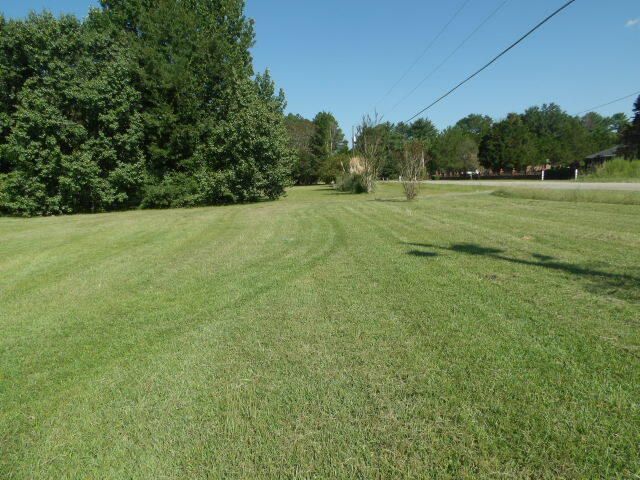 6835 Fish Road, Dalzell, SC 29040