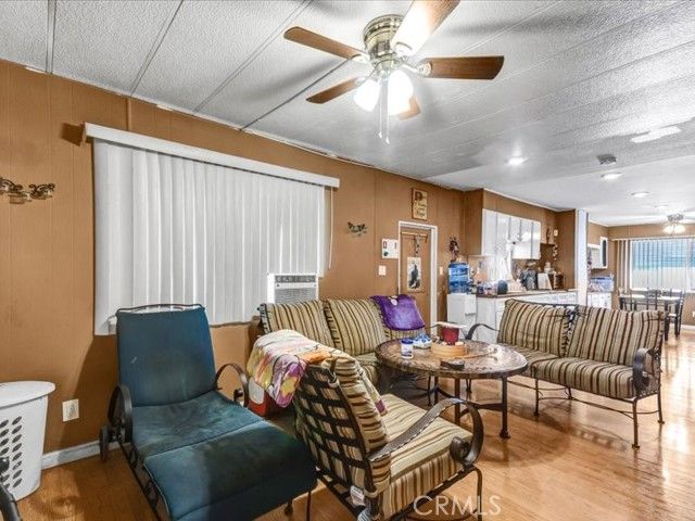 1045 N Azusa 229, Covina, CA 91722