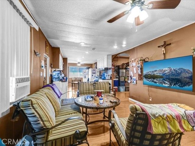 1045 N Azusa 229, Covina, CA 91722