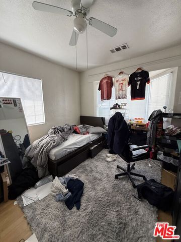 1293 W 36th Street, Los Angeles, CA 90007