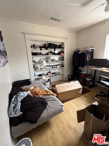 1293 W 36th Street, Los Angeles, CA 90007