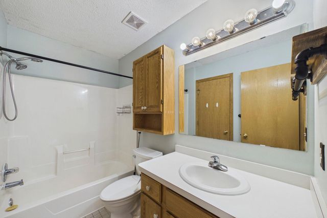 26245 Golden Avenue, Wyoming, MN 55092