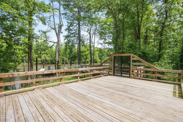 3677 Rivergate Way NE, Leland, NC 28451