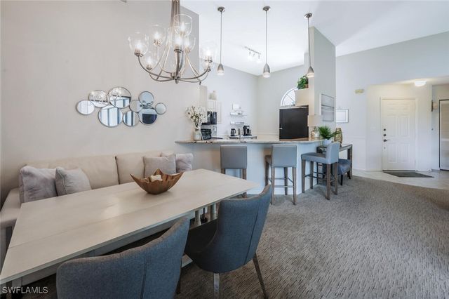 559 Beachwalk CIR U202, Naples, FL 34108