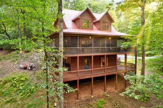 30 Okemah Court, Ellijay, GA 30540