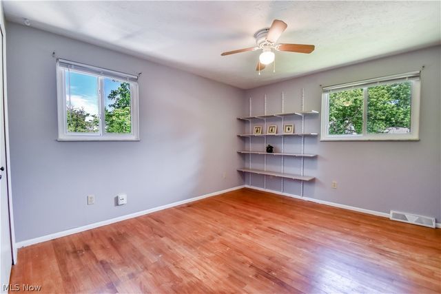 682 Iroquois Trail, Willoughby, OH 44094