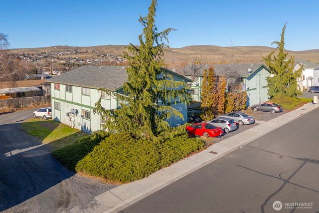 223 NE E ST, Ephrata, WA 98823