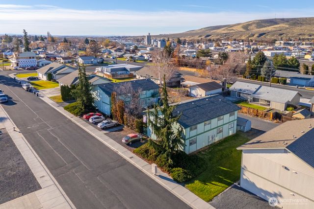 223 NE E ST, Ephrata, WA 98823