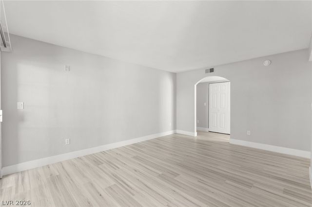 6500 West Lake Mead Boulevard 123, Las Vegas, NV 89108