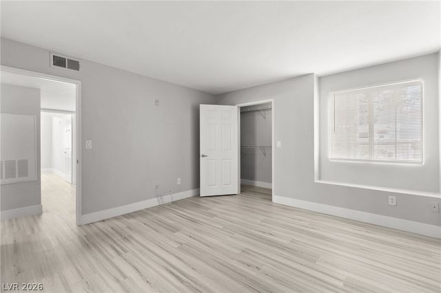 6500 West Lake Mead Boulevard 123, Las Vegas, NV 89108