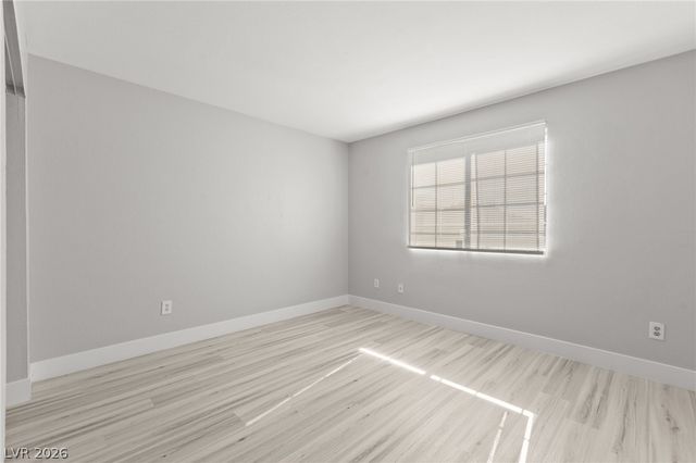 6500 West Lake Mead Boulevard 123, Las Vegas, NV 89108