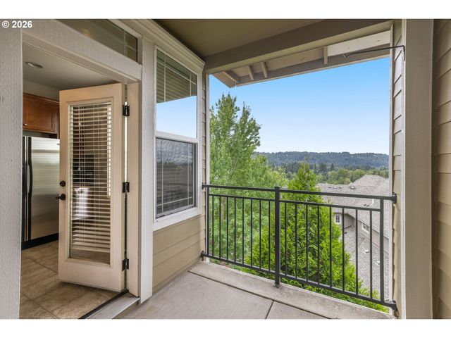 3595 SUMMERLINN Dr, West Linn, OR 97068