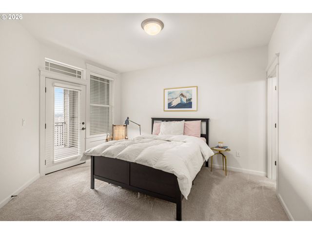 3595 SUMMERLINN Dr, West Linn, OR 97068