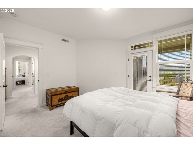 3595 SUMMERLINN Dr, West Linn, OR 97068