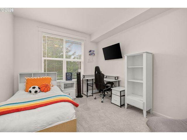 3595 SUMMERLINN Dr, West Linn, OR 97068