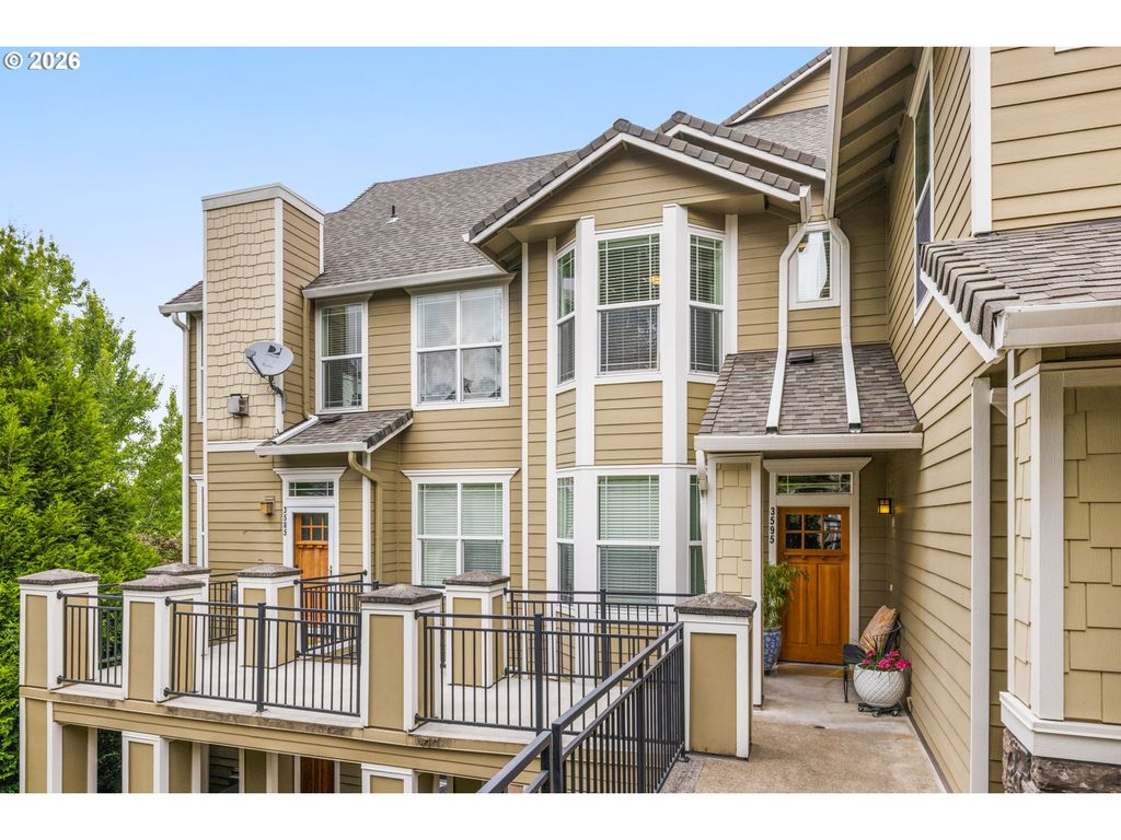 3595 SUMMERLINN Dr, West Linn, OR 97068