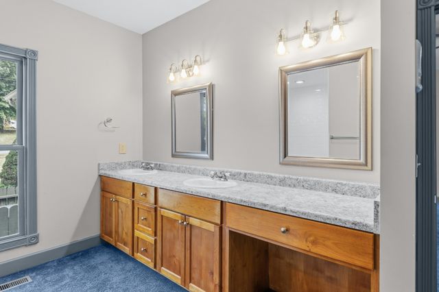 118 Deerfield Dr, Columbia, TN 38401