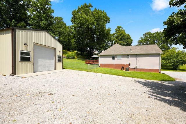 124 Pheasant Hollow Rd, Dickson, TN 37055