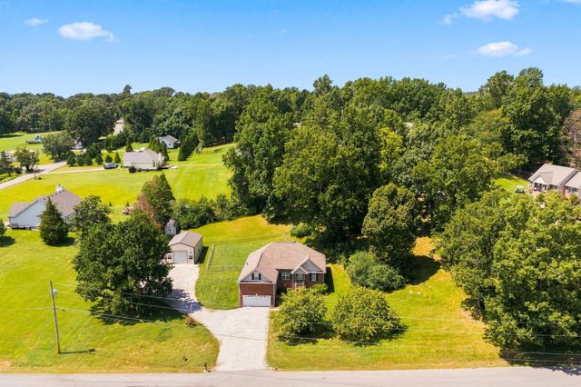 124 Pheasant Hollow Rd, Dickson, TN 37055